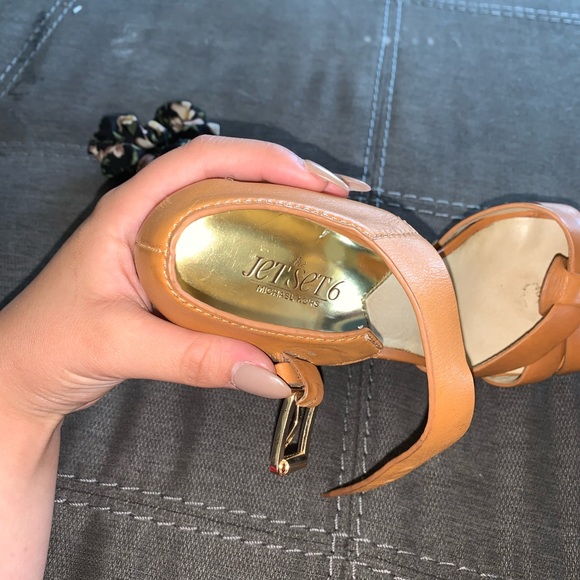 the jet set 6 by michael kors wedges - Picture 3 of 3